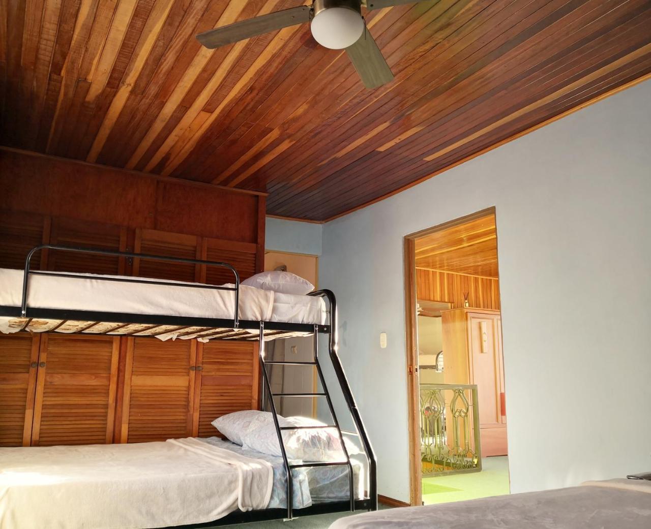 Vida Tropical Bed & Breakfast Alajuela Exterior foto